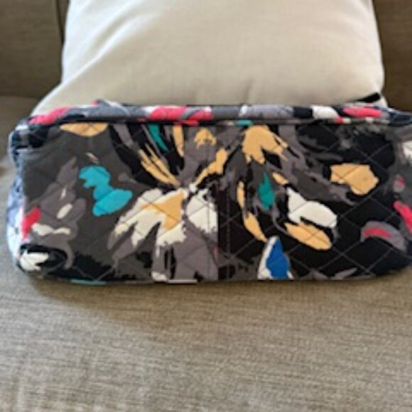 Vera Bradley Splash Floral Set - Picture 9 of 10